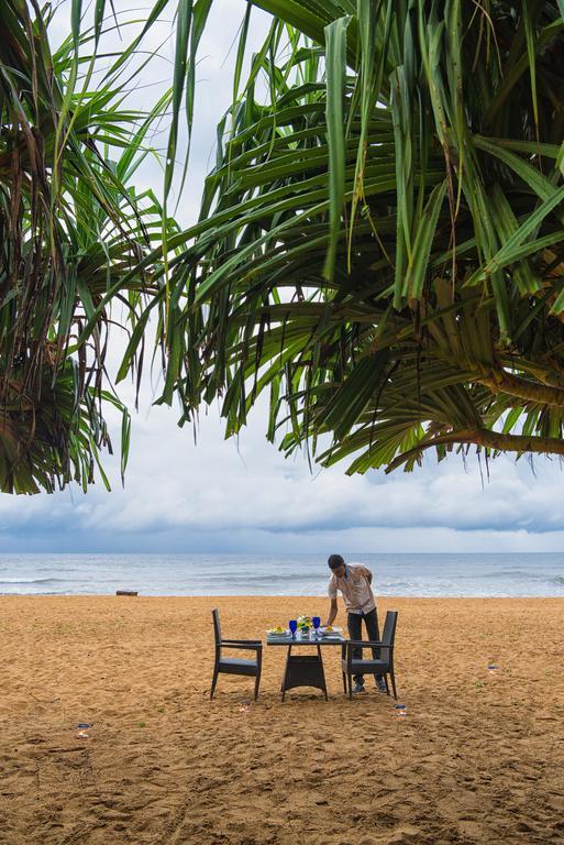Jie Jie Beach Hotel Wadduwa Exterior foto